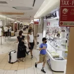 Economía de Japón se contrae ante menor gasto del consumidor