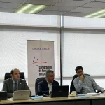Descentralización Puertos Chile: Estrategias y Oportunidades