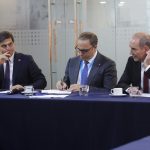 Alza del diésel: ¿Cómo afecta a los transportistas en Chile?