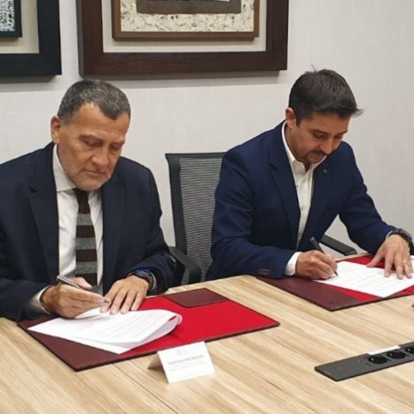 Sostenibilidad Tributaria: PUCV y Banco Itaú Transforman el Cumplimiento Fiscal