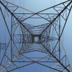 Más allá de la aprobación ambiental: ¿Qué define realmente la madurez de un proyecto eléctrico?